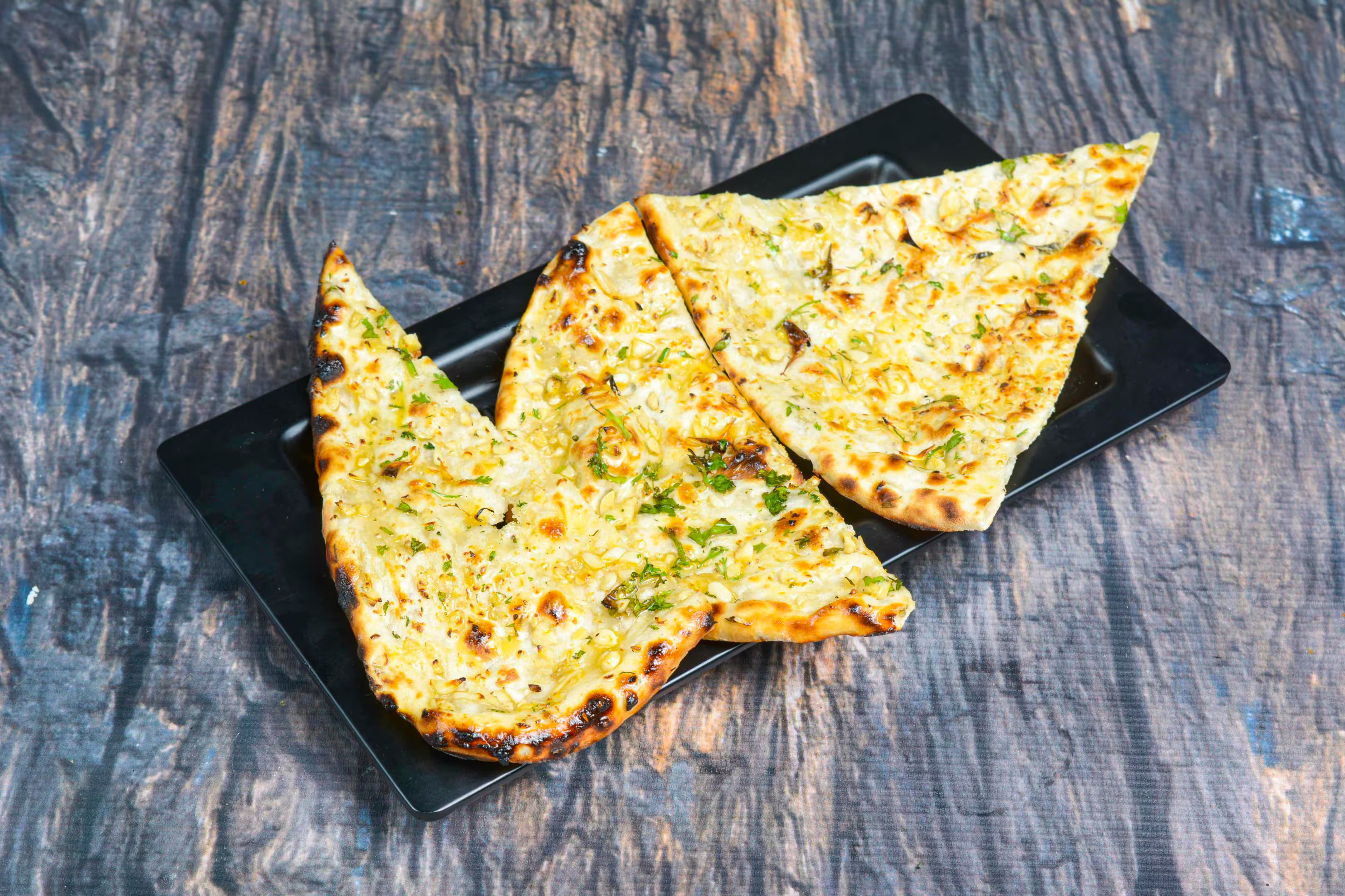 GARLIC NAAN